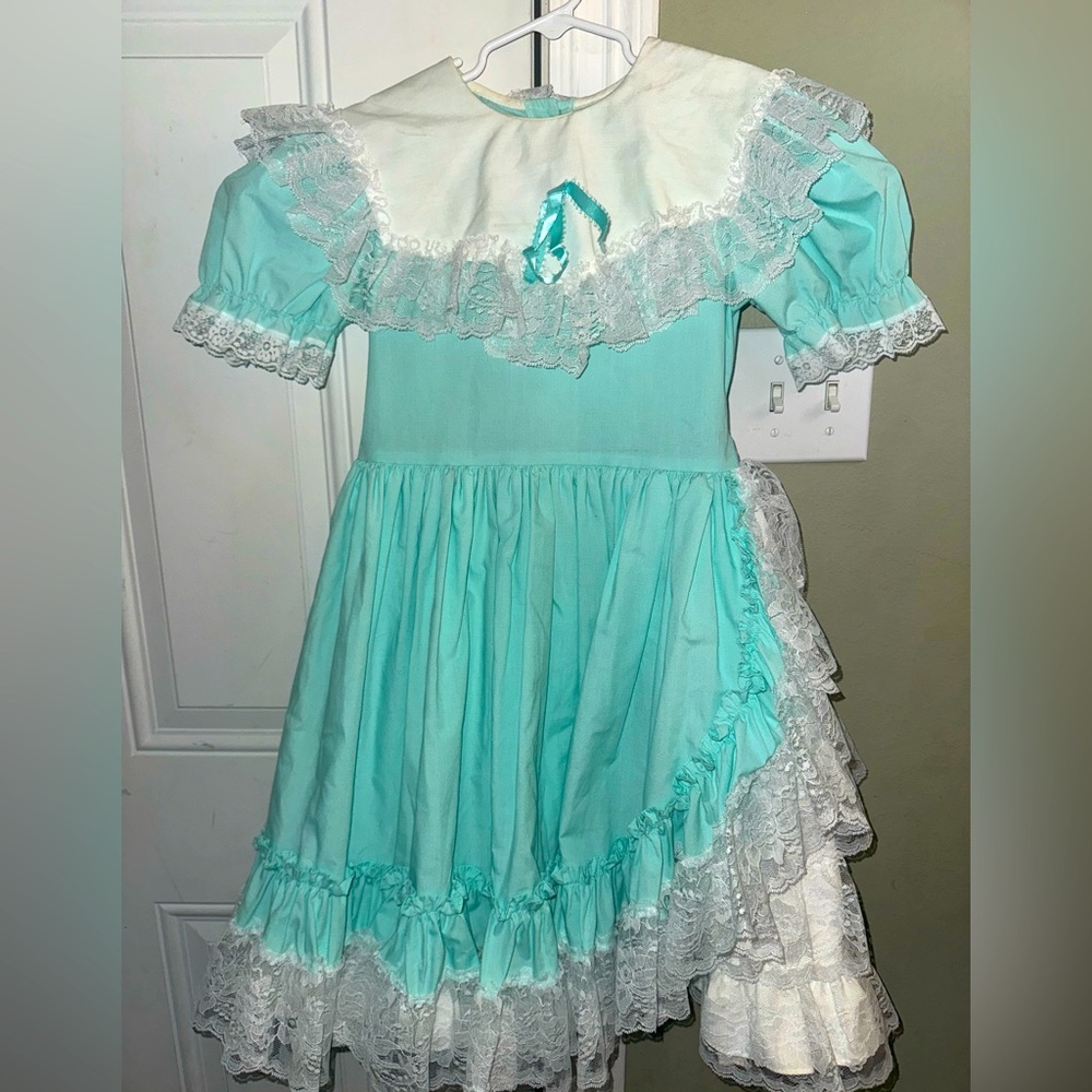 Dolls & Darlings Vintage 1980s Pageant Girl Frilly Lace Circle Dress Size 8 EUC